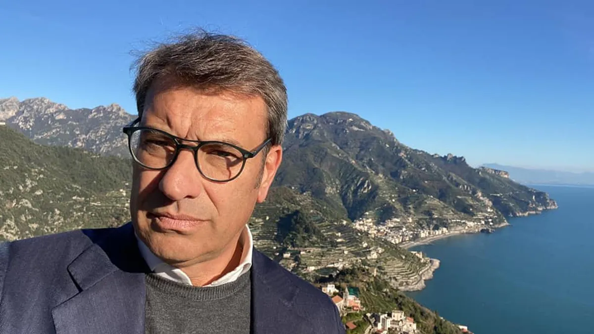 Get in Touch! We’re here to assist you with your transfers and tours.